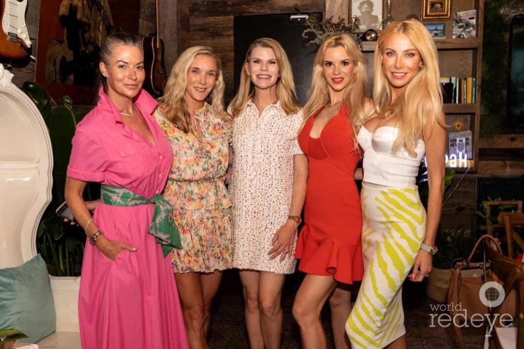 16-2-katie-vole-suzy-buckley-woodward-krystyna-laukien-yuliia-faist-friend